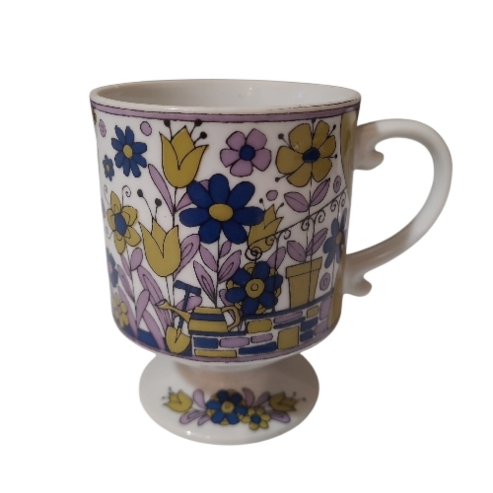 Royal Crown Arnart Smug Mug Pedestal Coffee Tea Cup Vintage